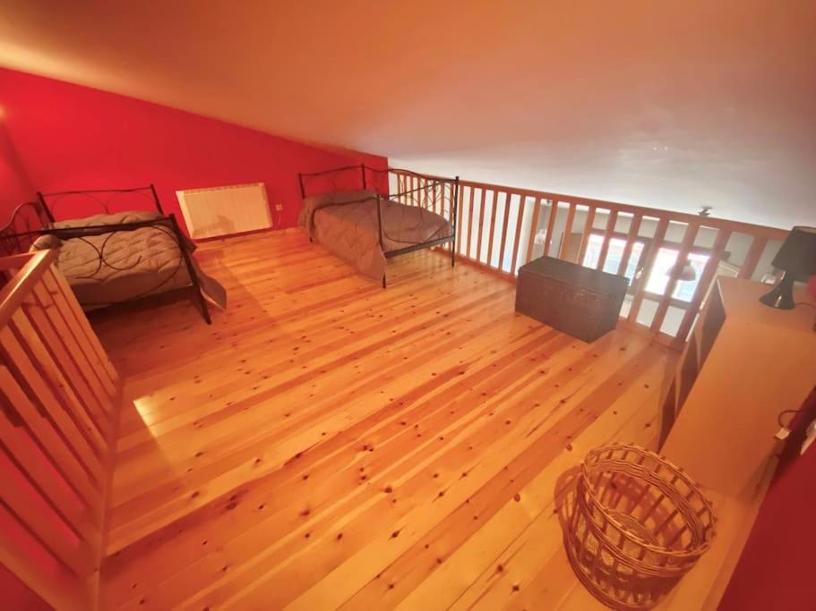 סן לורנצו דה מורוניס La Vall Apartaments Duplex מראה חיצוני תמונה