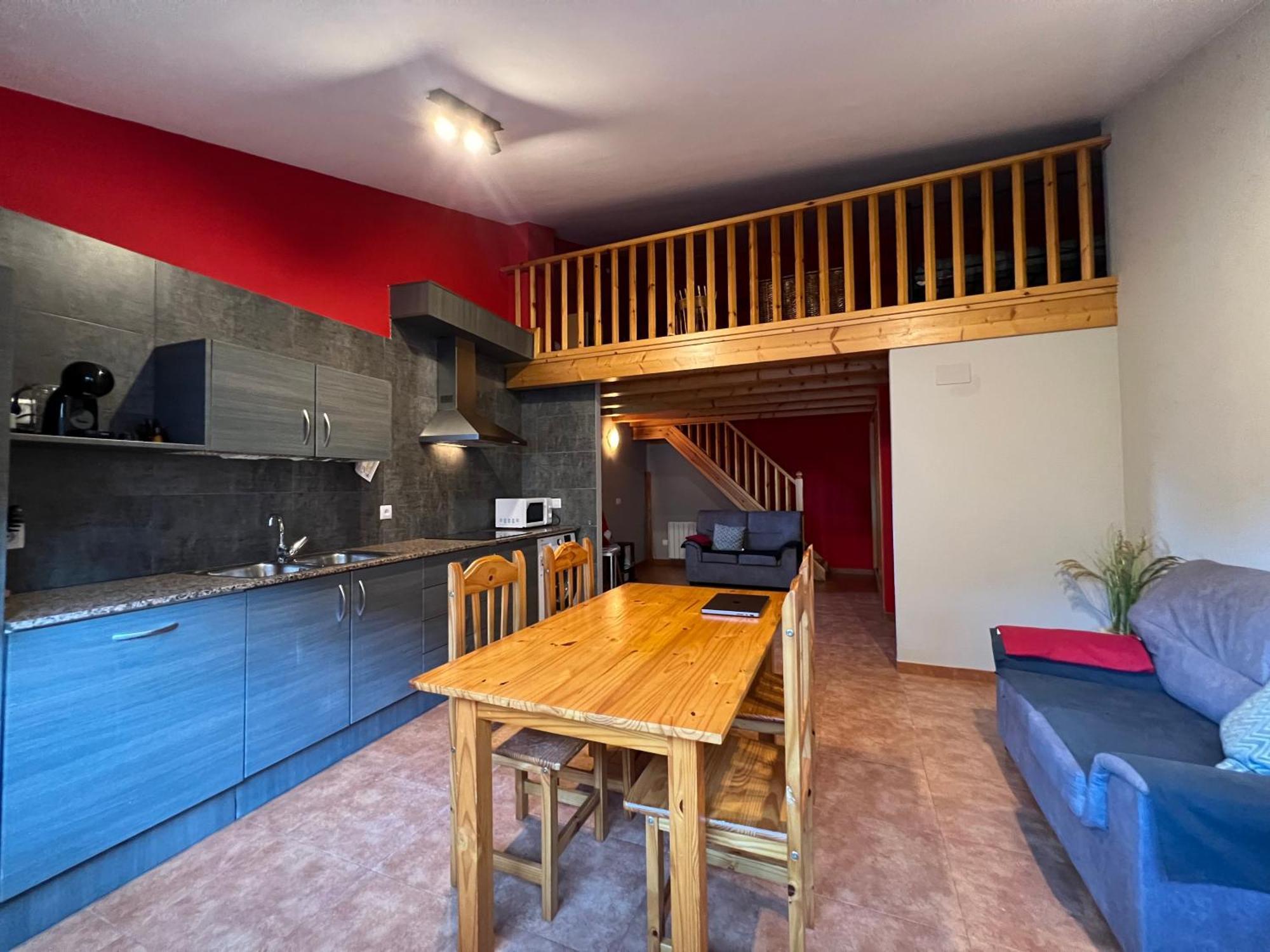 סן לורנצו דה מורוניס La Vall Apartaments Duplex מראה חיצוני תמונה